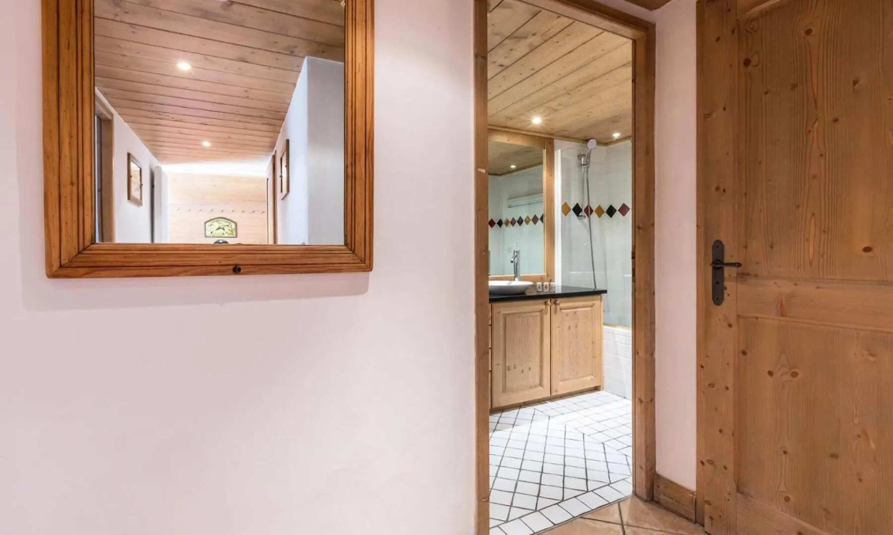 Apartment Les Chalets Du Gypse - Les Chalets Du Gypse C10 Mae-3651 Saint-Martin-de-Belleville